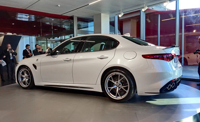 Alfa-Romeo-Giulia-07