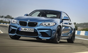 BMW-M2-afotoshowBigImage-16995c97-901170